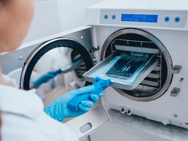 Autoclave sterilization cycle