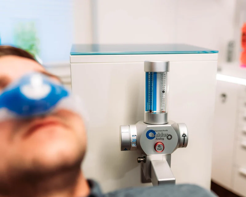 Dental analog instruments